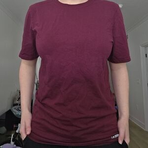 FREE w/ 2+ ITEMS | Russel Athletic Basic Unisex Maroon T-Shirt